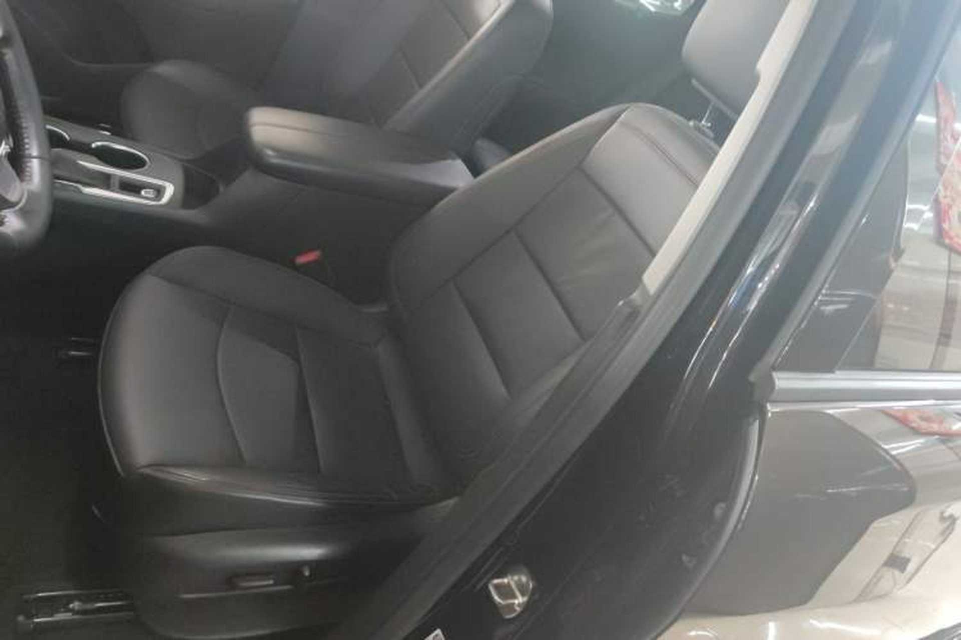 Used Chevrolet Equinox 2019 Redline 550T Automatic All-Wheel-Drive RS Model China VI Standard Left Front Seat