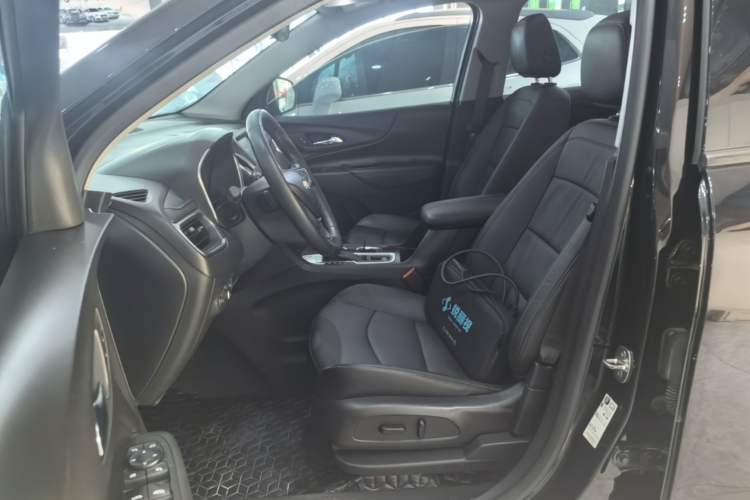 Used Chevrolet Equinox 2019 535T Automatic Chijie Edition China VI Left Front Seat