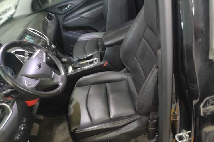 Used Chevrolet Equinox 2019 535T Automatic Chijie Edition China VI Left Front Seat