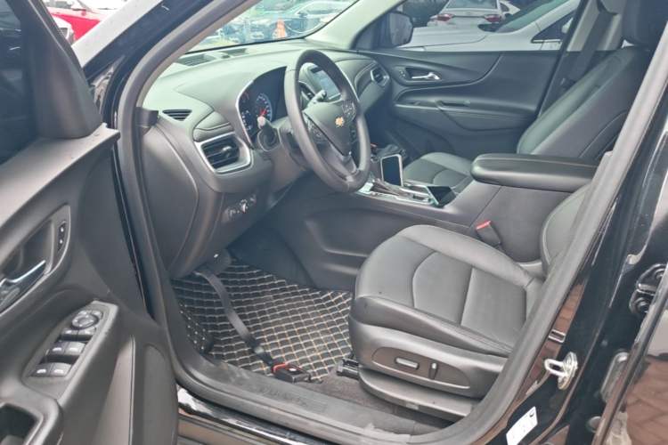 Used Chevrolet Equinox 2019 535T Automatic Chijie Edition China VI Left Front Seat
