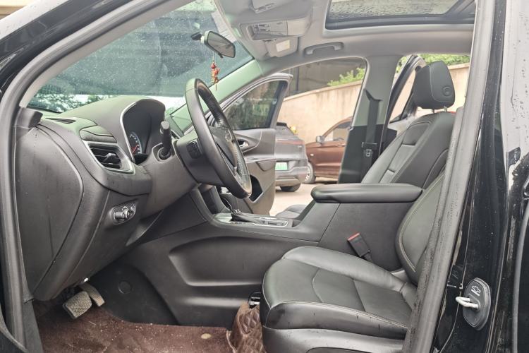 Used Chevrolet Equinox 2019 535T Automatic Chijie Edition China VI Left Front Seat