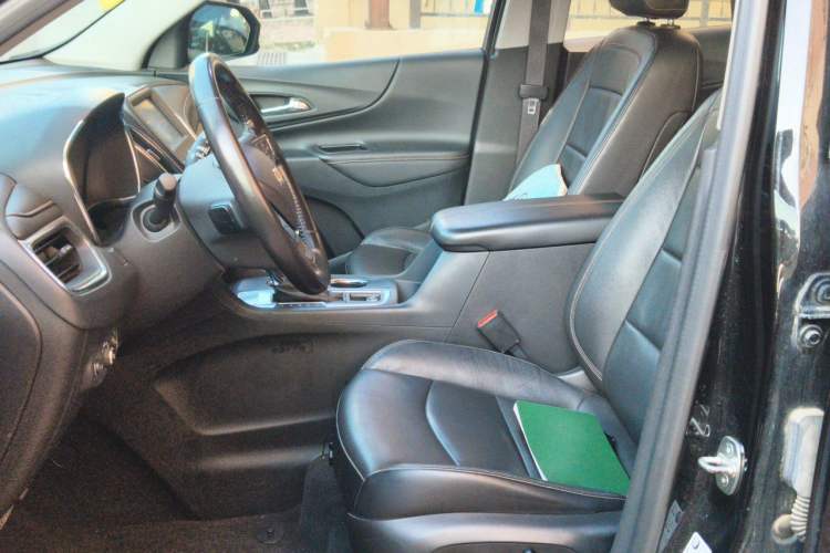 Used Chevrolet Equinox 2019 535T Automatic Chijie Edition China VI Left Front Seat
