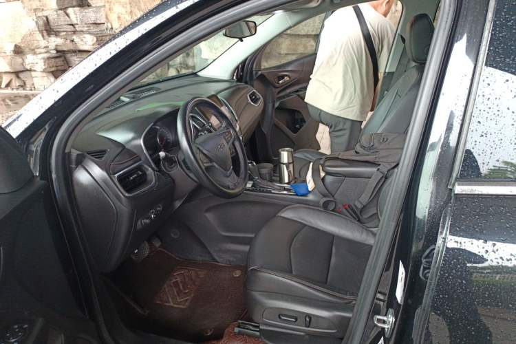 Used Chevrolet Equinox 2019 535T Automatic YuJie Edition China V Standard Left Front Seat