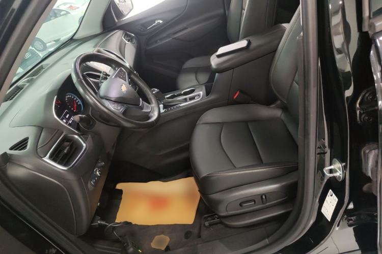 Used Chevrolet Equinox 2019 535T Automatic Chijie Edition China VI Left Front Seat