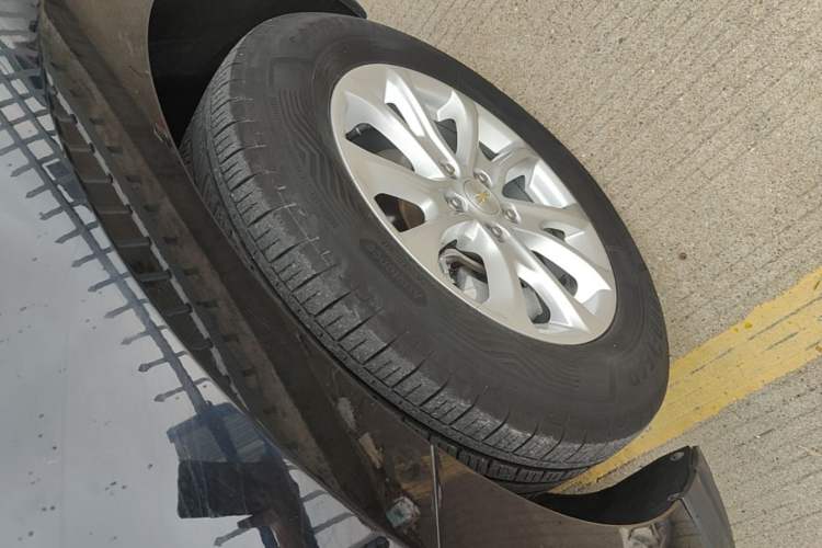 Used Chevrolet Equinox 2019 535T Automatic Chijie Edition China VI Left Front Wheel Hub