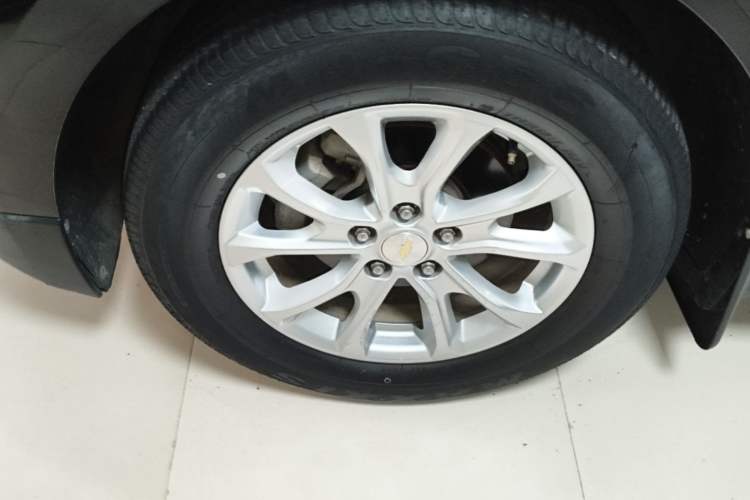 Used Chevrolet Equinox 2019 535T Automatic Chijie Edition China VI Left Front Wheel Hub