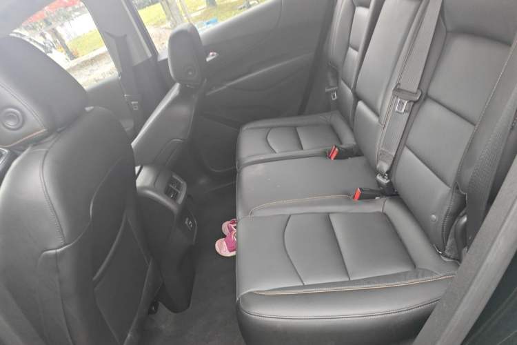Used Chevrolet Equinox 2019 535T Automatic YuJie Edition China V Standard Left Rear Seat