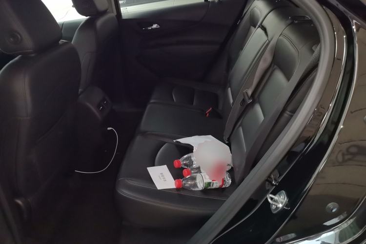 Used Chevrolet Equinox 2019 535T Automatic YuJie Edition China V Standard Left Rear Seat