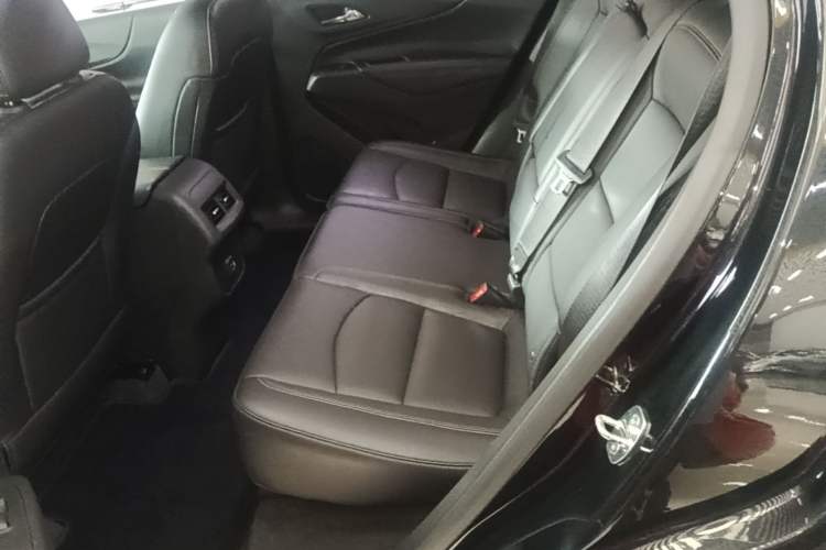 Used Chevrolet Equinox 2019 535T Automatic Chijie Edition China VI Left Rear Seat