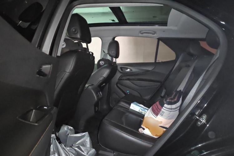 Used Chevrolet Equinox 2019 535T Automatic YuJie Edition China V Standard Left Rear Seat