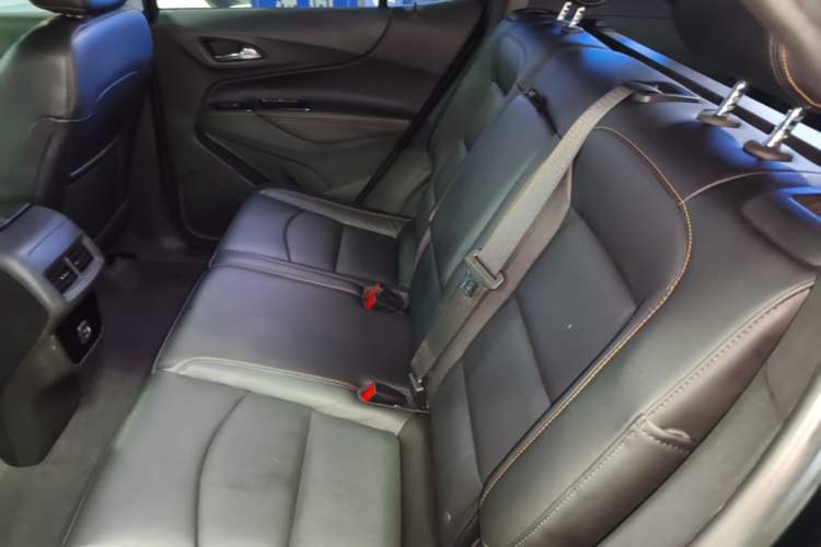 Used Chevrolet Equinox 2019 535T Automatic YuJie Edition China V Standard Left Rear Seat