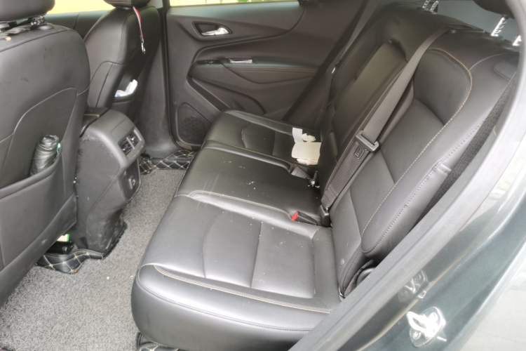 Used Chevrolet Equinox 2019 535T Automatic YuJie Edition China V Standard Left Rear Seat
