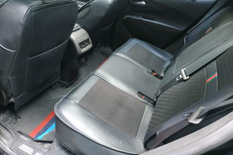 Used Chevrolet Equinox 2019 535T Automatic YuJie Edition China VI Left Rear Seat
