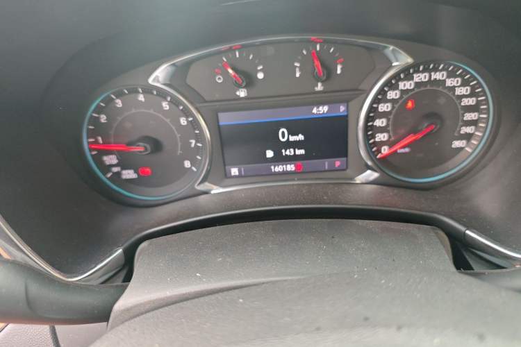 Used Chevrolet Equinox 2019 Redline 550T Automatic All-Wheel-Drive Trailblazer RS China V Standard Odometer Close Up