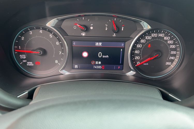 Used Chevrolet Equinox 2019 Redline 550T Automatic All-Wheel-Drive Trailblazer RS China VI Standard Odometer Close Up
