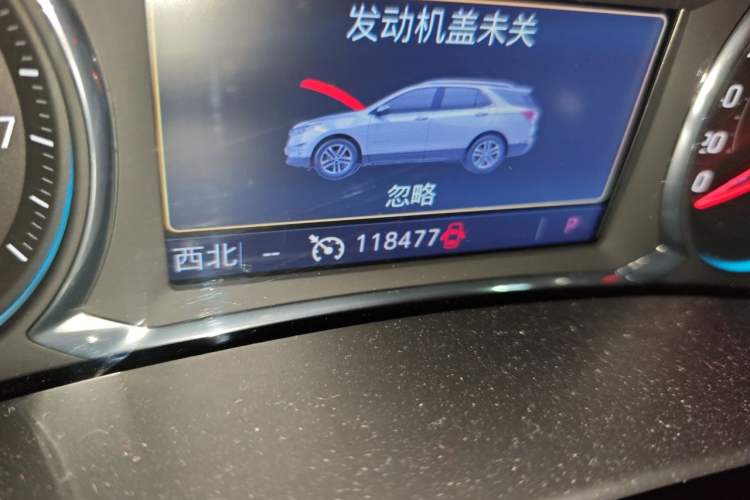 Used Chevrolet Equinox 2019 Redline 550T Automatic All-Wheel-Drive RS Model China VI Standard Odometer Close Up