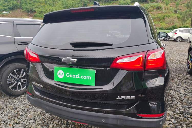 Used Chevrolet Equinox 2019 535T Automatic YuJie Edition China VI Rear