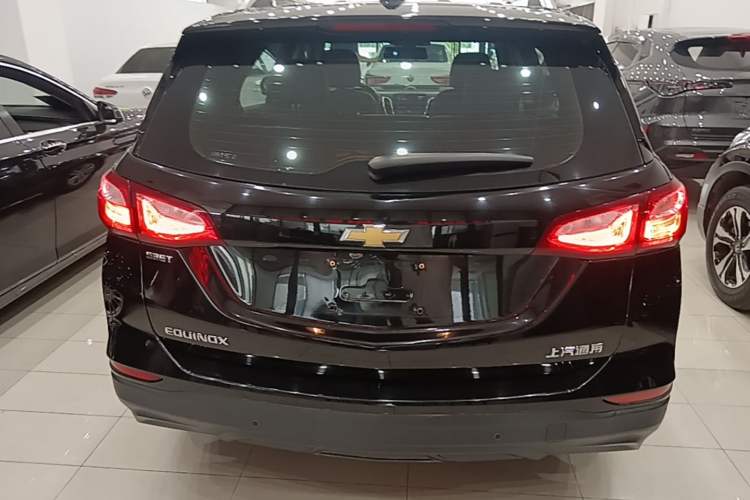 Used Chevrolet Equinox 2019 535T Automatic YuJie Edition China V Standard Rear