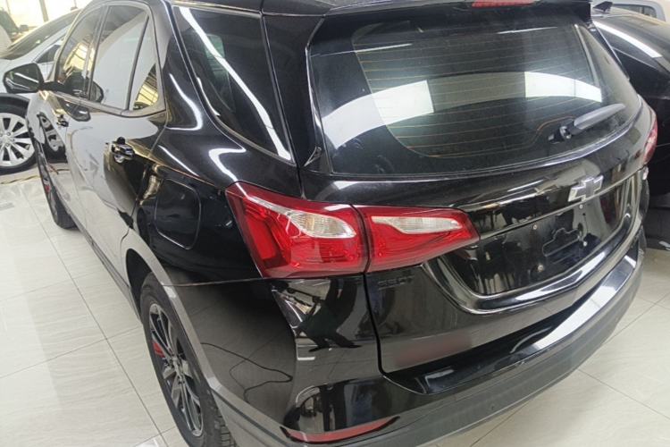 Used Chevrolet Equinox 2019 Redline 550T Automatic All-Wheel-Drive Trailblazer RS China VI Standard Rear Left 45 Deg