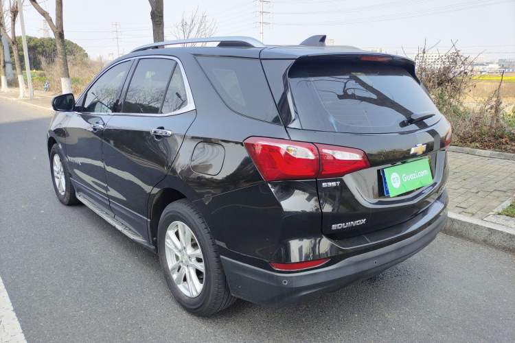 Used Chevrolet Equinox 2019 535T Automatic YuJie Edition China VI Rear Left 45 Deg