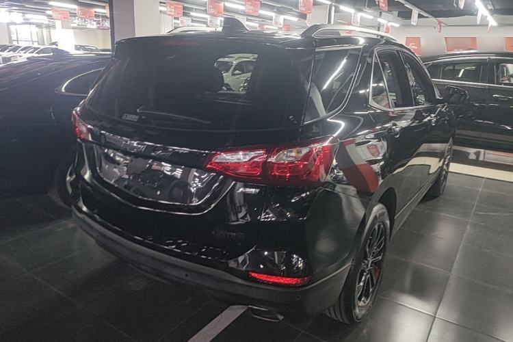Used Chevrolet Equinox 2019 Redline 550T Automatic All-Wheel-Drive RS Model China VI Standard Rear Right 45 Deg