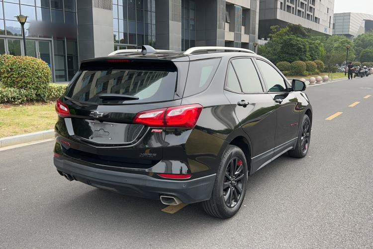 Used Chevrolet Equinox 2019 Redline 550T Automatic All-Wheel-Drive Trailblazer RS China VI Standard Rear Right 45 Deg