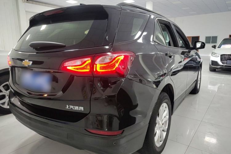 Used Chevrolet Equinox 2019 535T Automatic Chijie Edition China VI Rear Right 45 Deg