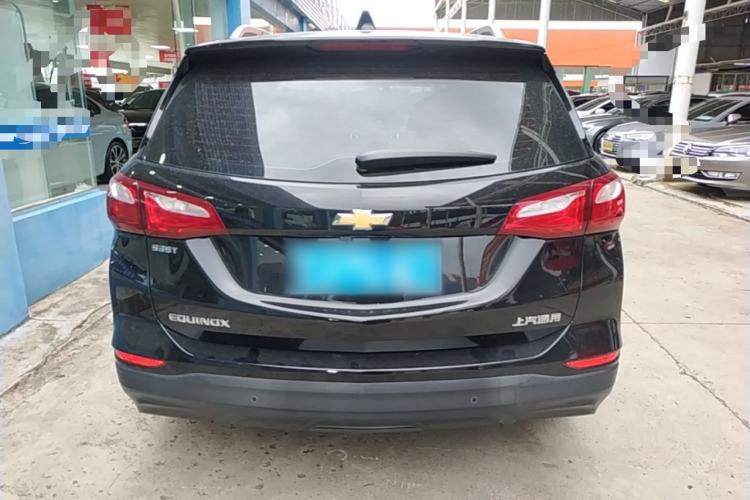 Used Chevrolet Equinox 2019 535T Automatic YuJie Edition China VI Rear