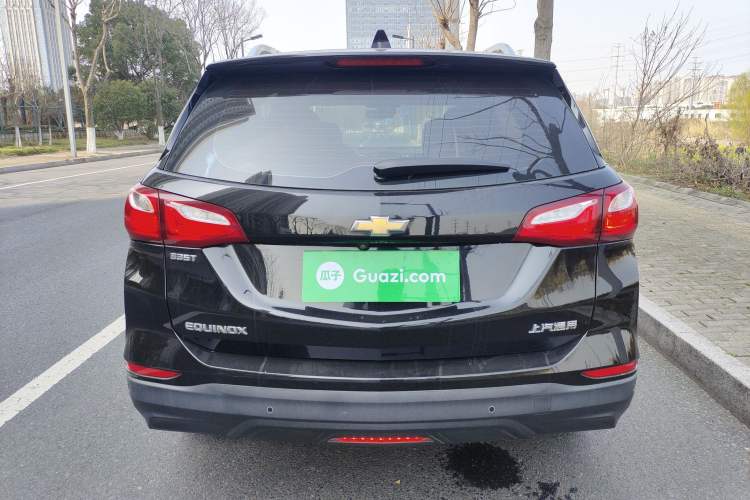 Used Chevrolet Equinox 2019 535T Automatic YuJie Edition China VI Rear