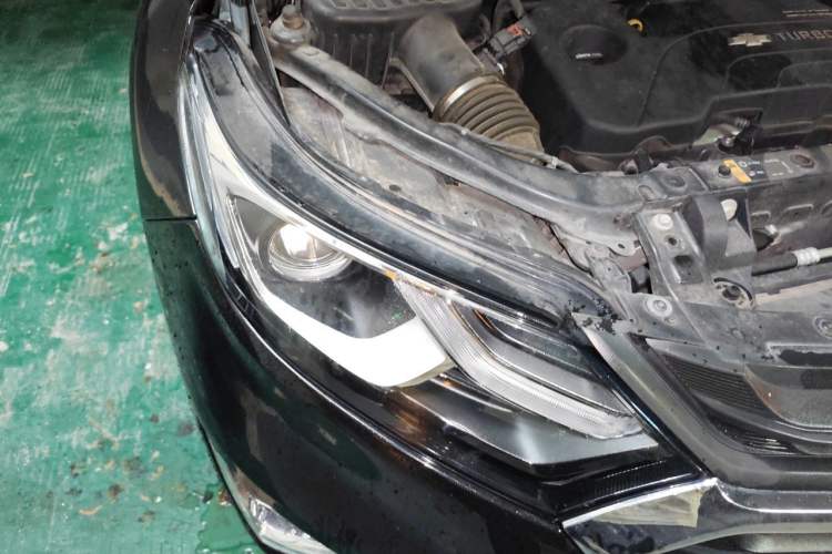 Used Chevrolet Equinox 2019 535T Automatic YuJie Edition China V Standard Right Front Headlight