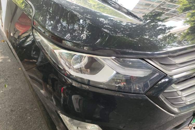 Used Chevrolet Equinox 2019 Redline 550T Automatic All-Wheel-Drive Trailblazer RS China VI Standard Right Front Headlight