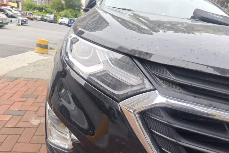 Used Chevrolet Equinox 2019 535T Automatic YuJie Edition China VI Right Front Headlight