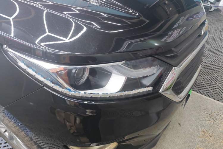Used Chevrolet Equinox 2019 535T Automatic Lingjie Edition China VI Standard Right Front Headlight