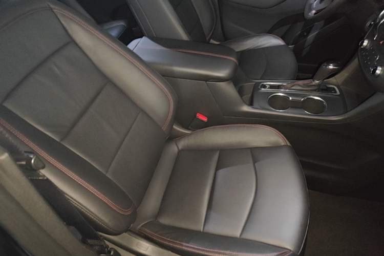 Used Chevrolet Equinox 2019 Redline 550T Automatic All-Wheel-Drive RS Model China V Standard Right Front Seat