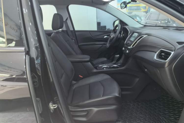 Used Chevrolet Equinox 2019 535T Automatic Chijie Edition China VI Right Front Seat