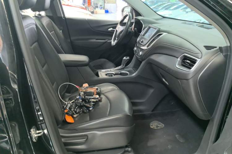 Used Chevrolet Equinox 2019 535T Automatic Chijie Edition China VI Right Front Seat