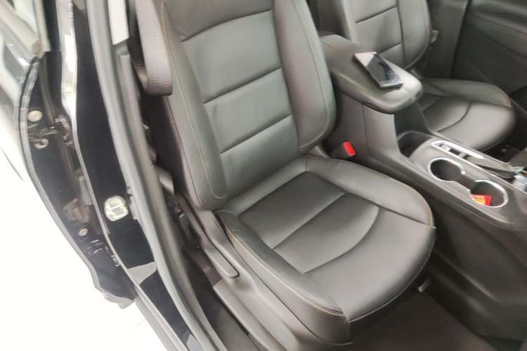 Used Chevrolet Equinox 2019 535T Automatic Chijie Edition China VI Right Front Seat
