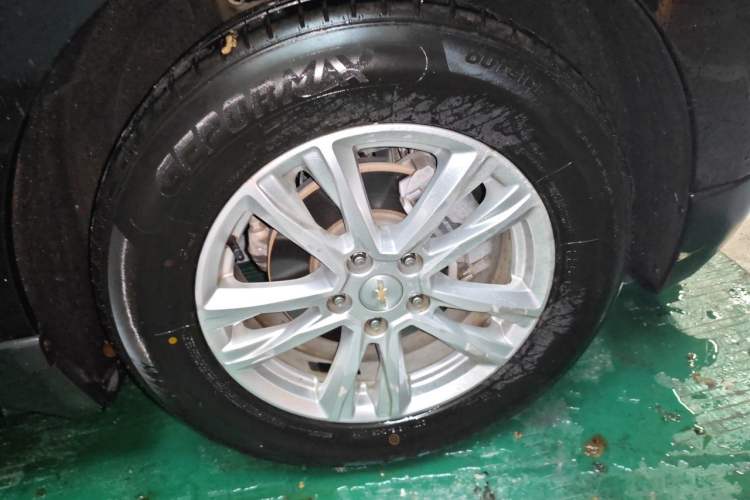 Used Chevrolet Equinox 2019 535T Automatic YuJie Edition China V Standard Right Front Wheel Hub