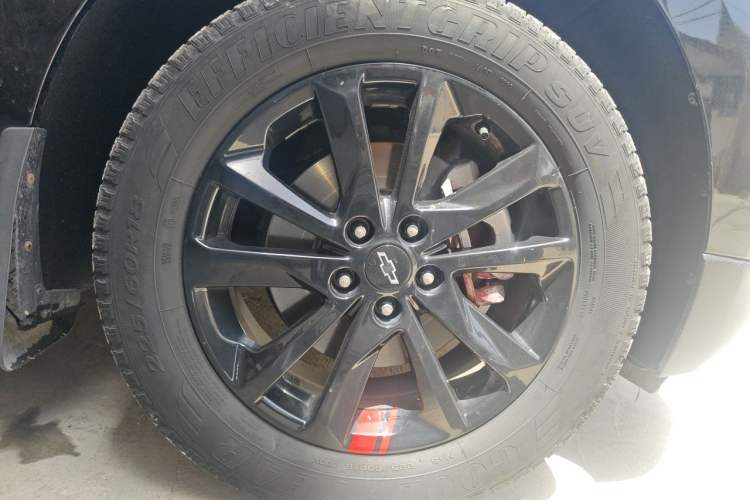 Used Chevrolet Equinox 2019 Redline 550T Automatic All-Wheel-Drive RS Model China V Standard Right Front Wheel Hub