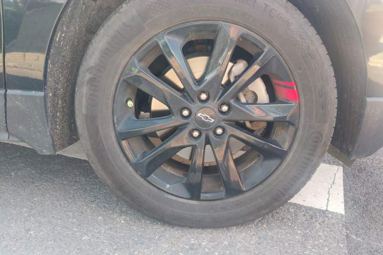 Used Chevrolet Equinox 2019 Redline 550T Automatic All-Wheel-Drive RS Model China VI Standard Right Front Wheel Hub