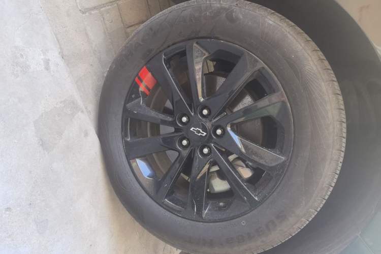 Used Chevrolet Equinox 2019 Redline 550T Automatic All-Wheel-Drive RS Model China V Standard Right Front Wheel Hub