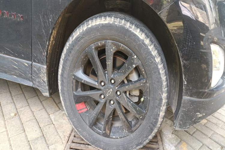 Used Chevrolet Equinox 2019 Redline 550T Automatic All-Wheel-Drive RS Model China VI Standard Right Front Wheel Hub