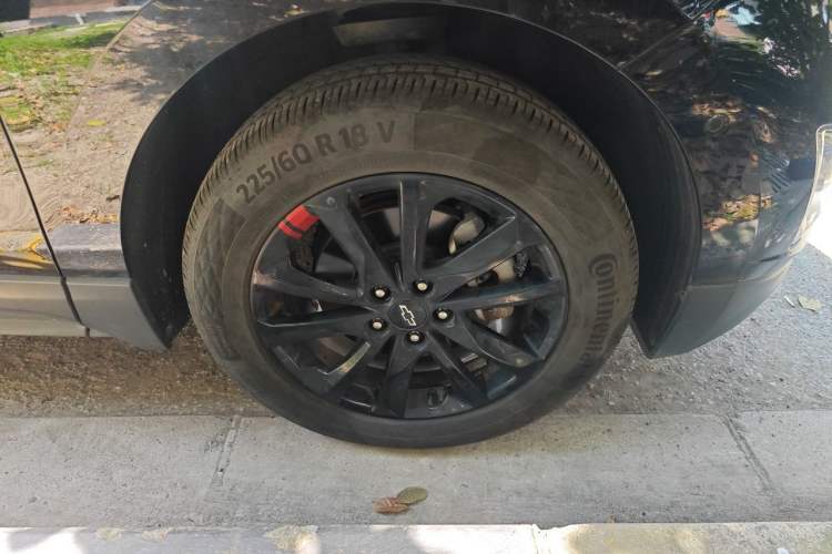 Used Chevrolet Equinox 2019 Redline 550T Automatic All-Wheel-Drive Trailblazer RS China VI Standard Right Front Wheel Hub
