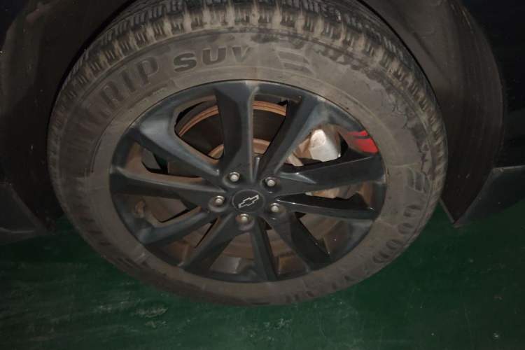 Used Chevrolet Equinox 2019 Redline 550T Automatic All-Wheel-Drive RS Model China VI Standard Right Front Wheel Hub