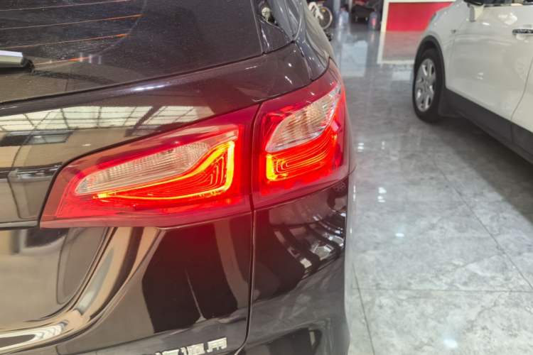 Used Chevrolet Equinox 2019 535T Automatic Chijie Edition China VI Right Rear Taillight