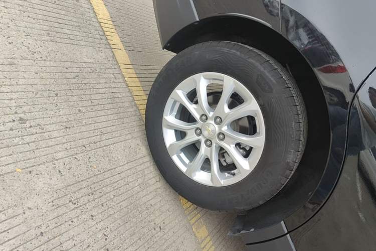 Used Chevrolet Equinox 2019 535T Automatic Chijie Edition China VI Right Rear Wheel Hub