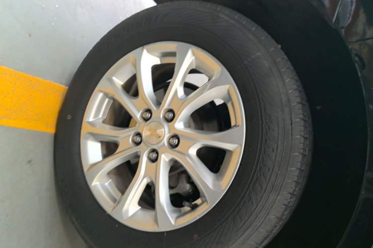 Used Chevrolet Equinox 2019 535T Automatic Chijie Edition China VI Right Rear Wheel Hub