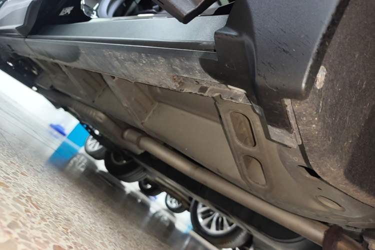 Used Chevrolet Equinox 2019 535T Automatic YuJie Edition China VI Right Side Sill