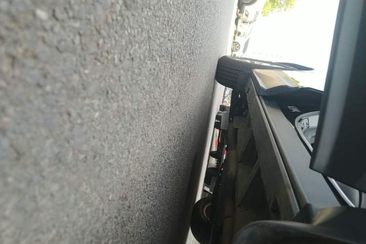 Used Chevrolet Equinox 2019 535T Automatic Lingjie Edition China VI Standard Right Side Sill