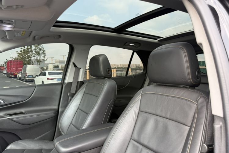 Used Chevrolet Equinox 2019 535T Automatic Chijie Edition China VI Roof